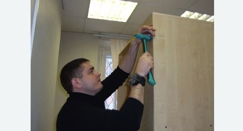 Разборка и сборка мебели в офисе. Бульвар Дмитрия Донского